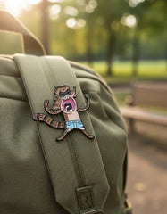 Pin Metálico Rigby Gritando