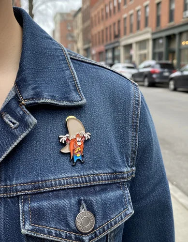 Pin Metálico Sam Bigotes