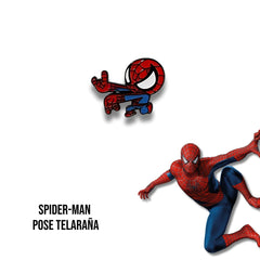 Pin Metálico Spider-Man Pose Telaraña