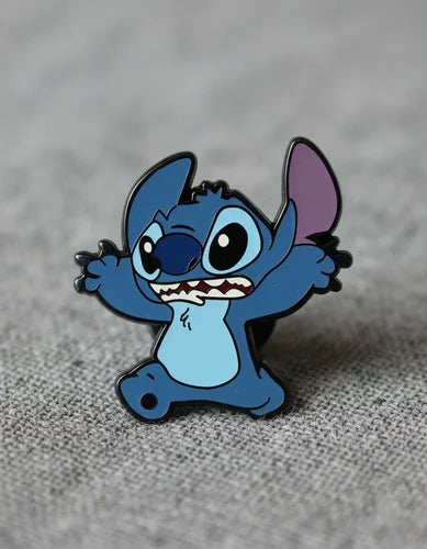 Pin Metálico Stitch Asustado