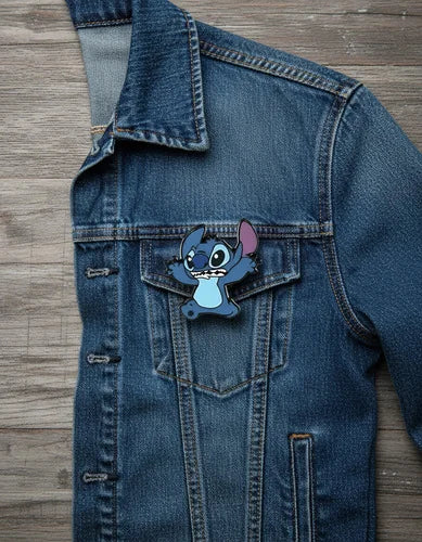 Pin Metálico Stitch Asustado