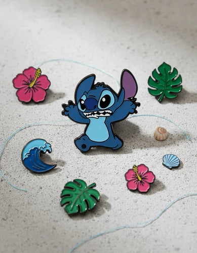 Pin Metálico Stitch Asustado