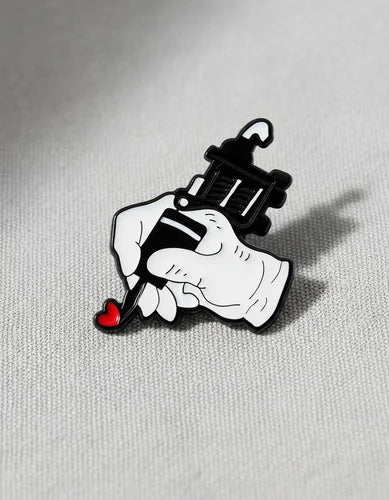 Pin Metálico Tattoo con Amor