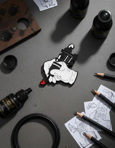 Pin Metálico Tattoo con Amor