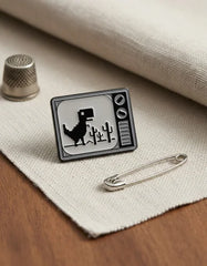 Pin Metálico Televisor Dinosaurio Chrome