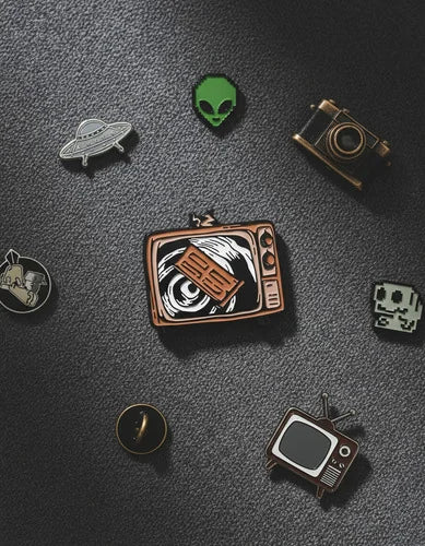 Pin Metálico Televisor La Dimensión Desconocida