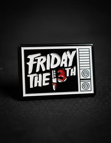 Pin Metálico Televisor Viernes 13