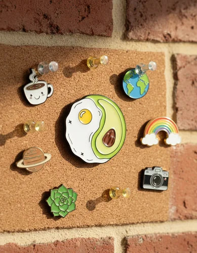 Pin Metálico Yin Yang Aguacate Huevo